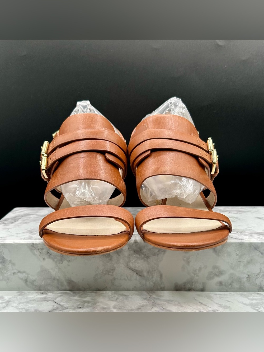 MICHAEL MICHAEL KORS Tan Leather Strappy Heels Gold Buckle Hardware. Size 6.5 - Picture 12 of 15